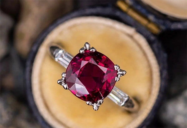 Đá Ruby một trong 4 loại đá quý nhất hiện nay